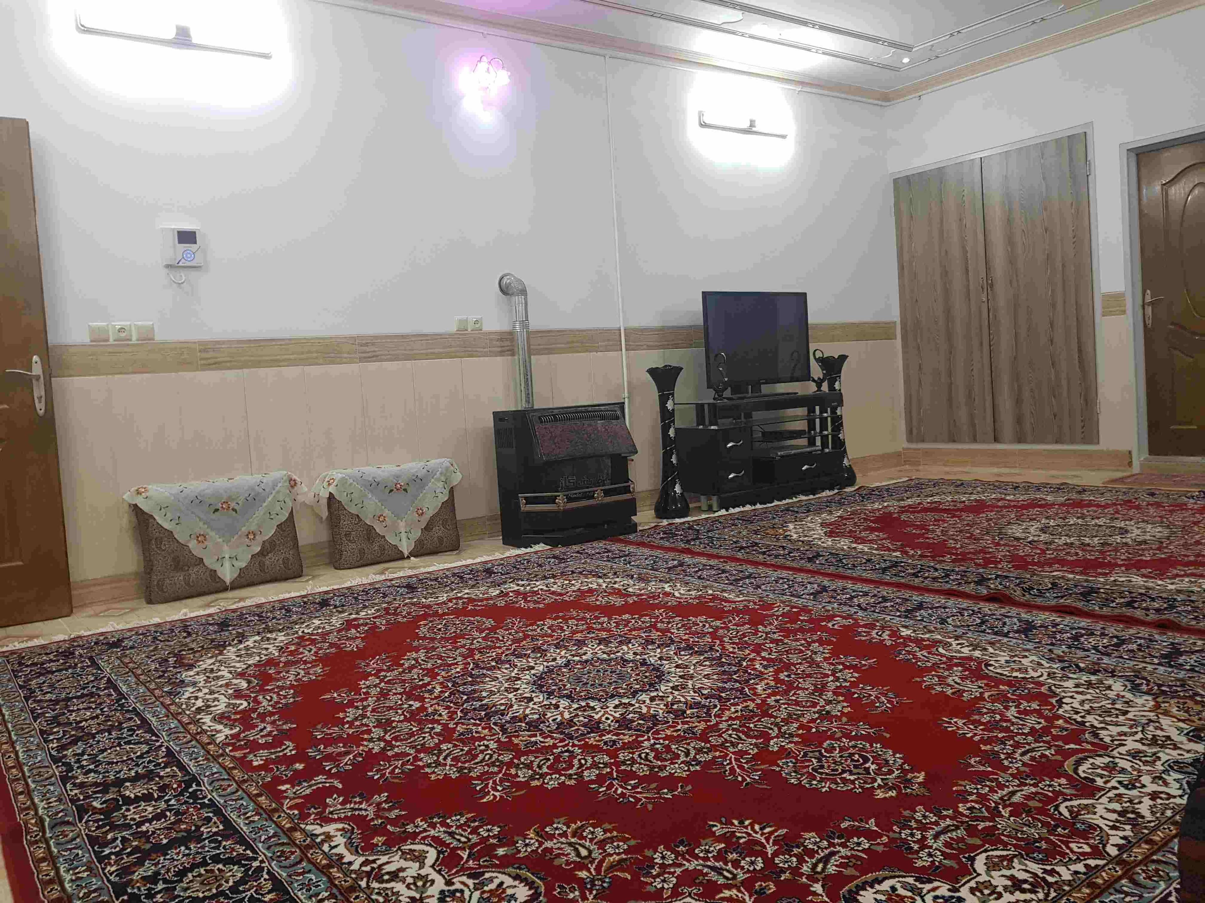 اجاره منزل ویلایی مبله در استقلال یزد