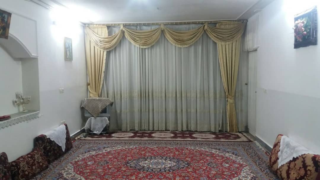 اجاره خانه مبله روزانه در ولیعصر کاشان 