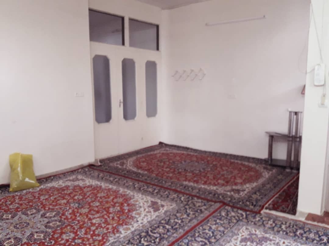 اجاره خانه اجاره ای روزانه در کارگر کاشان