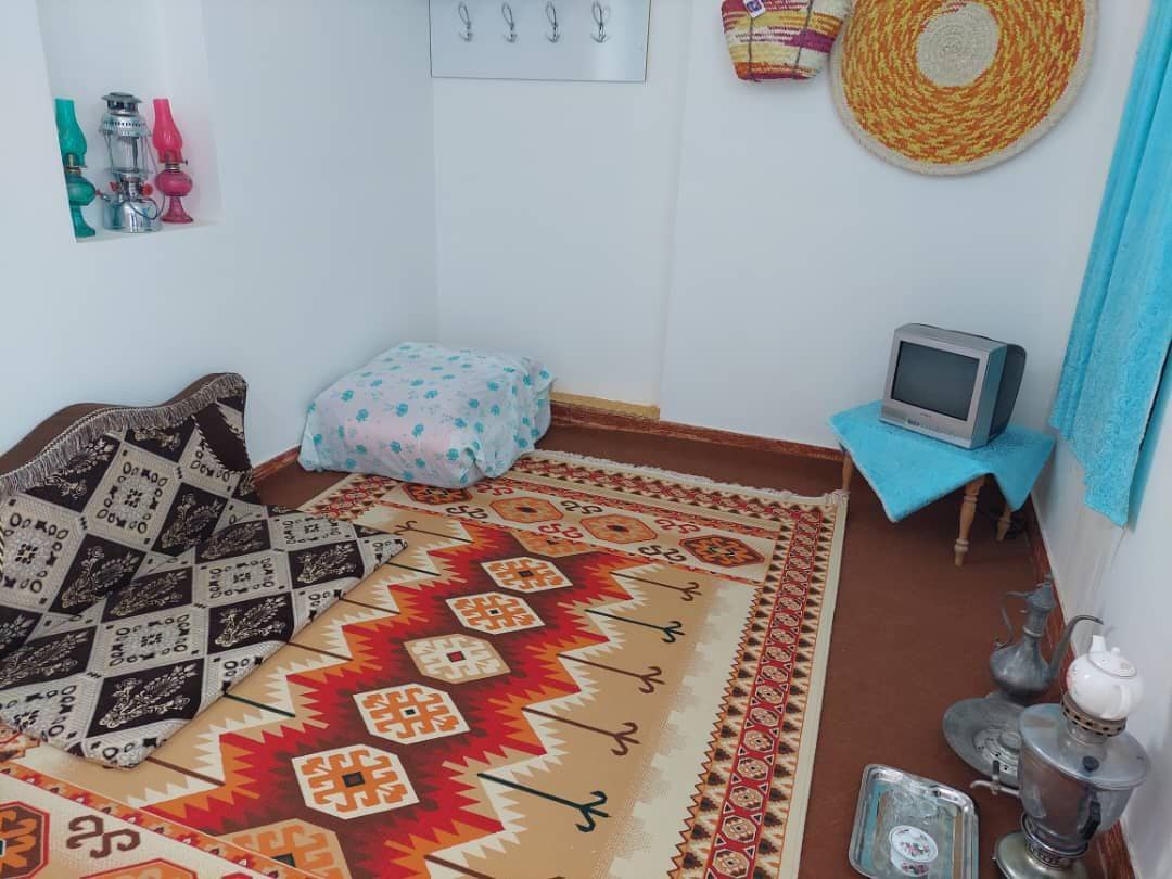 اجاره اتاق در جبری خورموج - رز