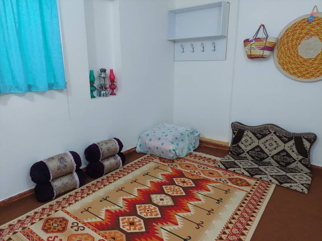 اجاره اتاق در جبری خورموج - رز