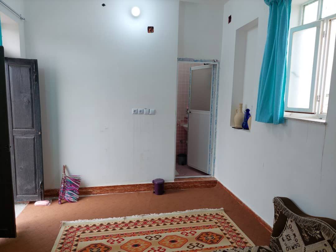 اجاره اتاق در جبری خورموج - رز