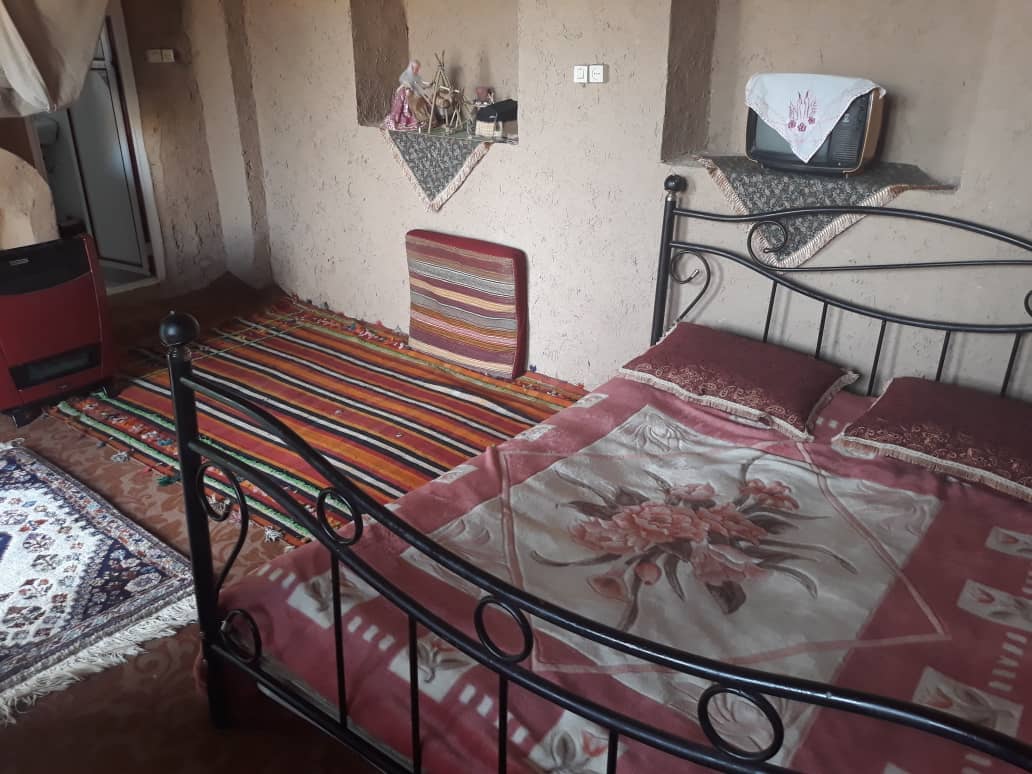 اجاره اتاق سنتی در حسین آباد مرودشت - اتاق 1