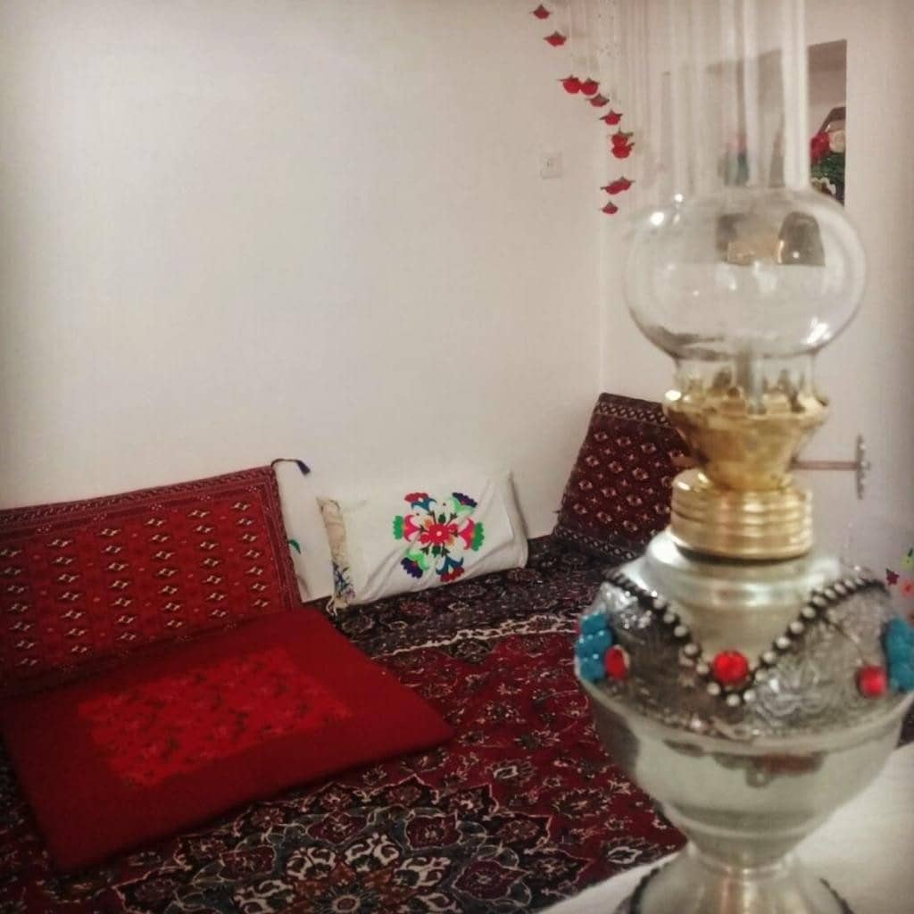اجاره اتاق بومگردی سنتی و ارزان در سمنان -اتاق ننه فاطمه