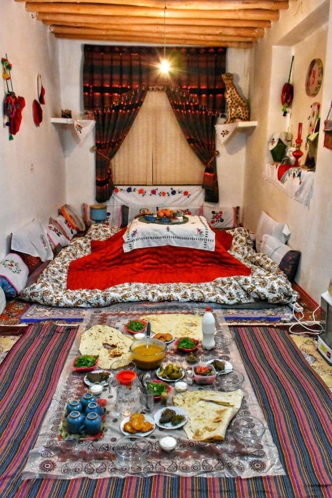 اجاره اقامتگاه بومگردی در قلعه بالا شاهرود - اتاق 1