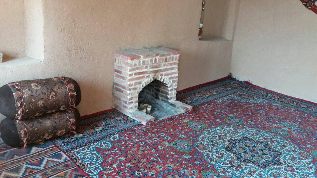اجاره اقامتگاه بومگردی در قصر یعقوب خرم بید _اتاق 3