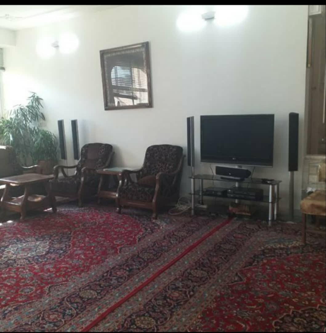 اجاره منزل مبله در خرم اصفهان - طبقه اول