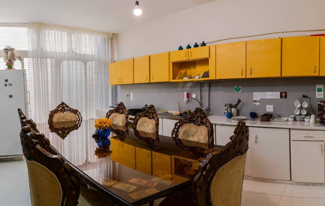 اجاره اتاق دو تخته در بزرگمهر اصفهان