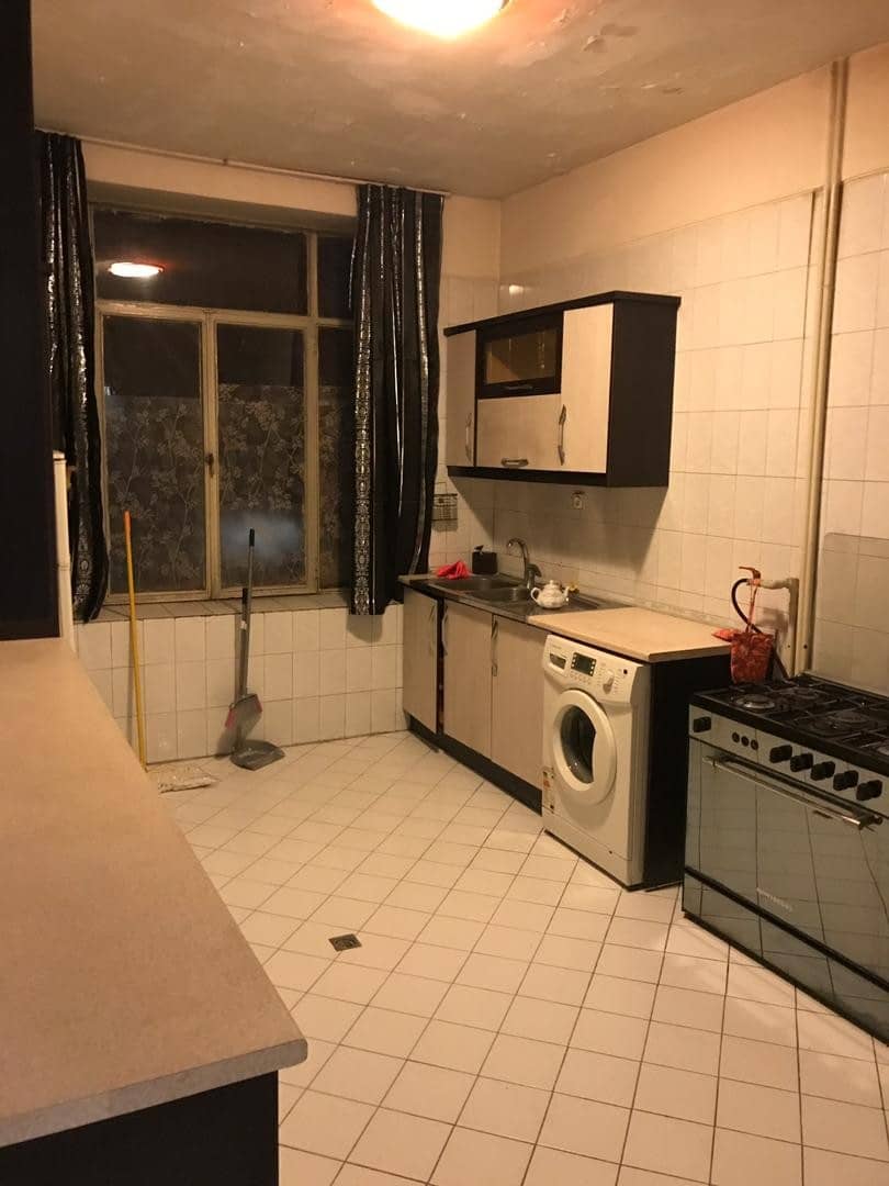 اجاره خانه مبله دو خوابه در امیر آباد تهران -طبقه اول 180 متری