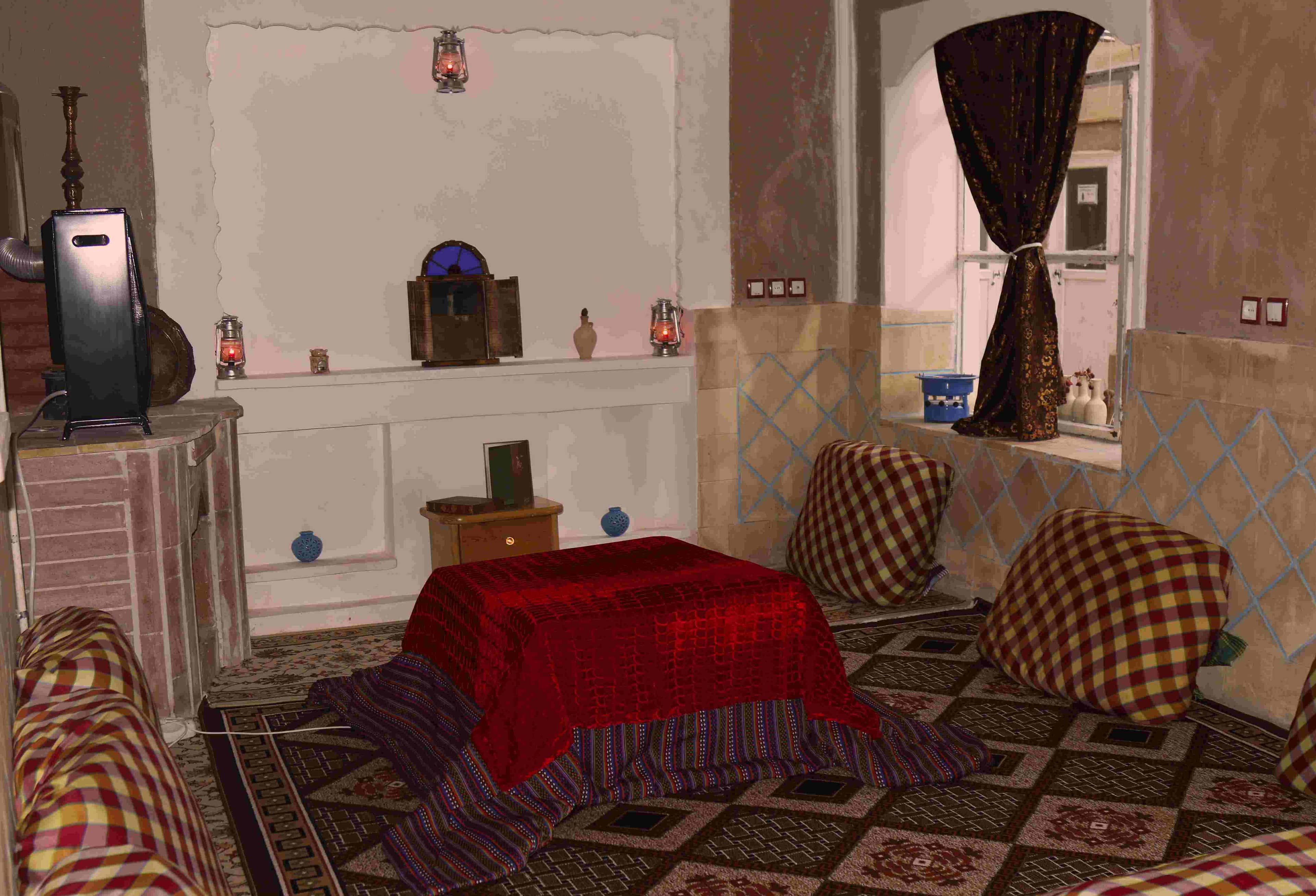 اجاره اقامتگاه بوم‌گردی در باغستان نطنز