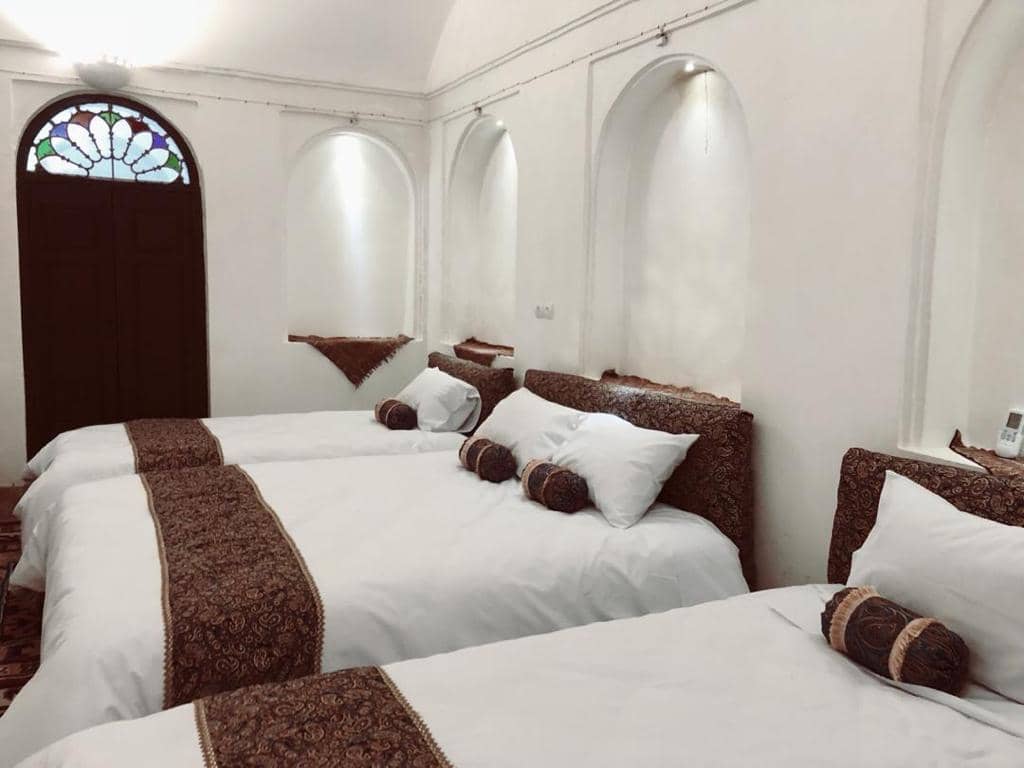 اجاره و رزرو اقامتگاه سنتی هفت خان در یزد - اتاق4