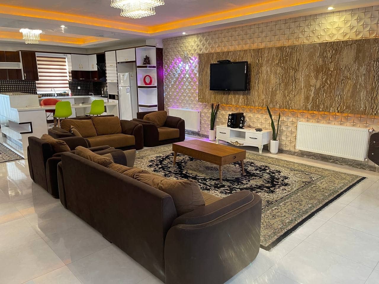 اجاره ویلا با استخرسرپوشیده سه خوابه در سرخرود محمود آباد