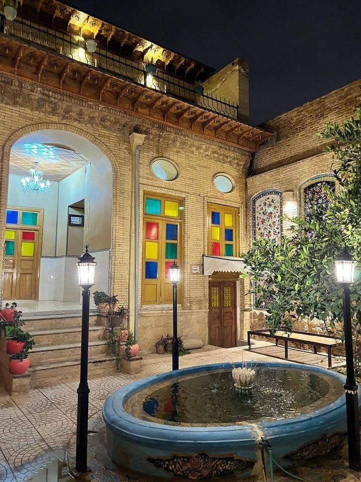 اجاره هتل آپارتمان سنتی سه تخته در شیراز-112