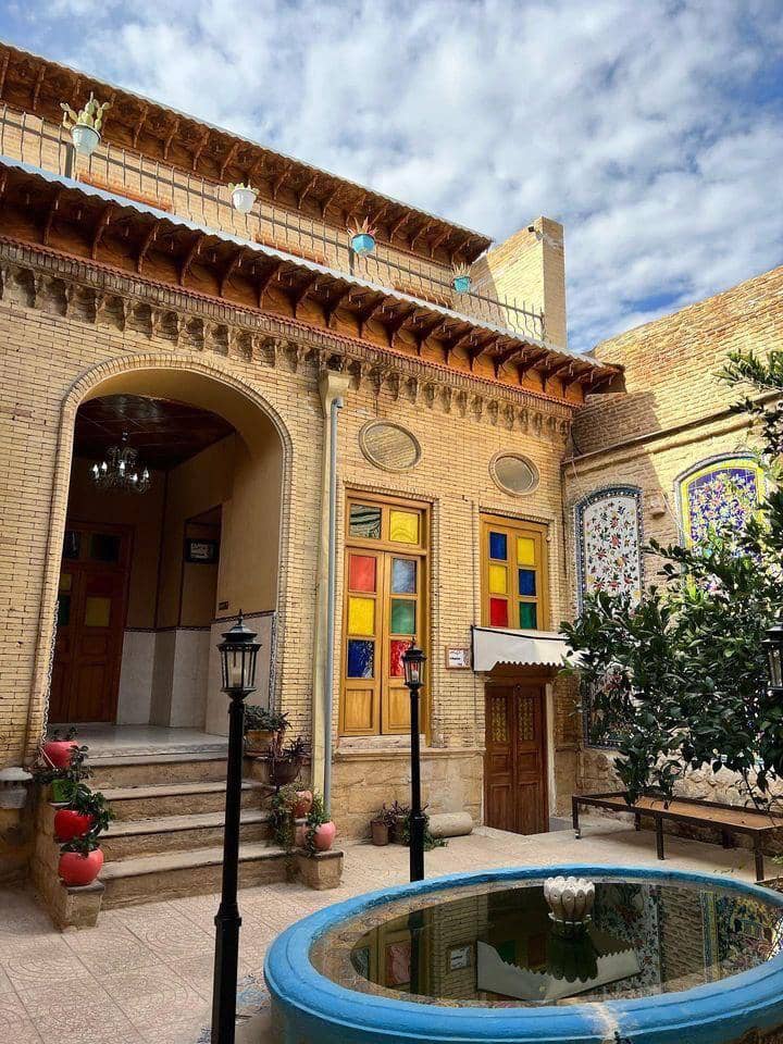 اجاره هتل سنتی  دوتخته تویین در شیراز-104