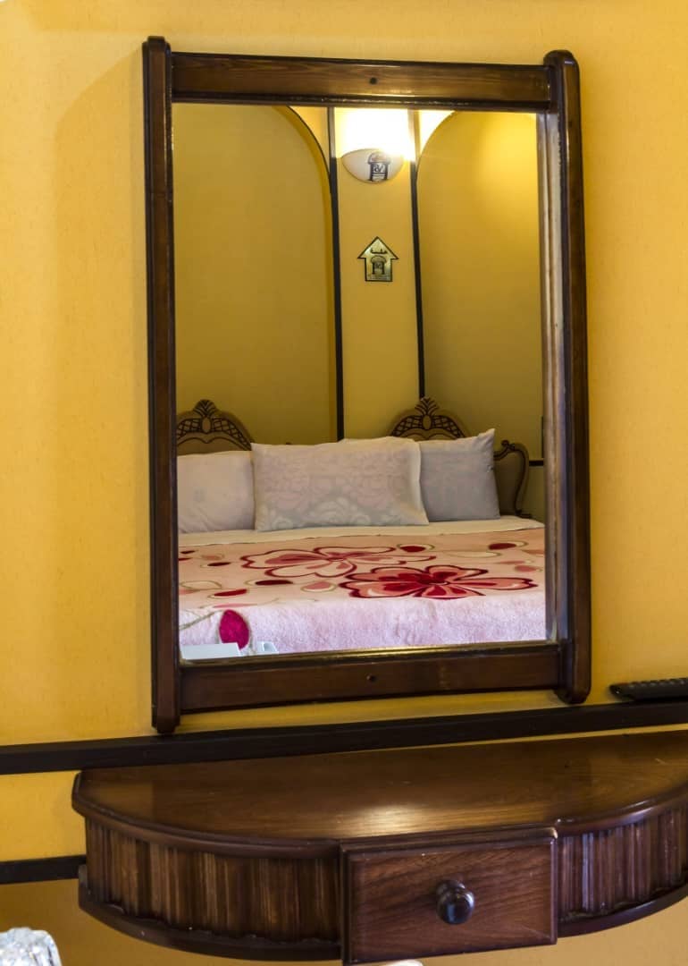 اجاره  هتل آپارتمان سنتی  در شیراز-121