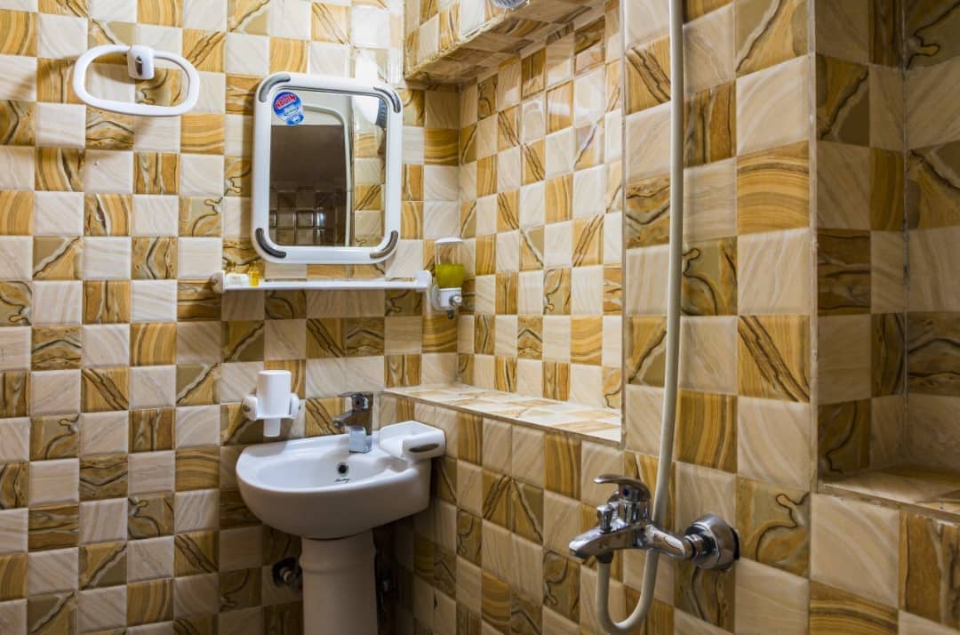 اجاره هتل سنتی در شیراز-124