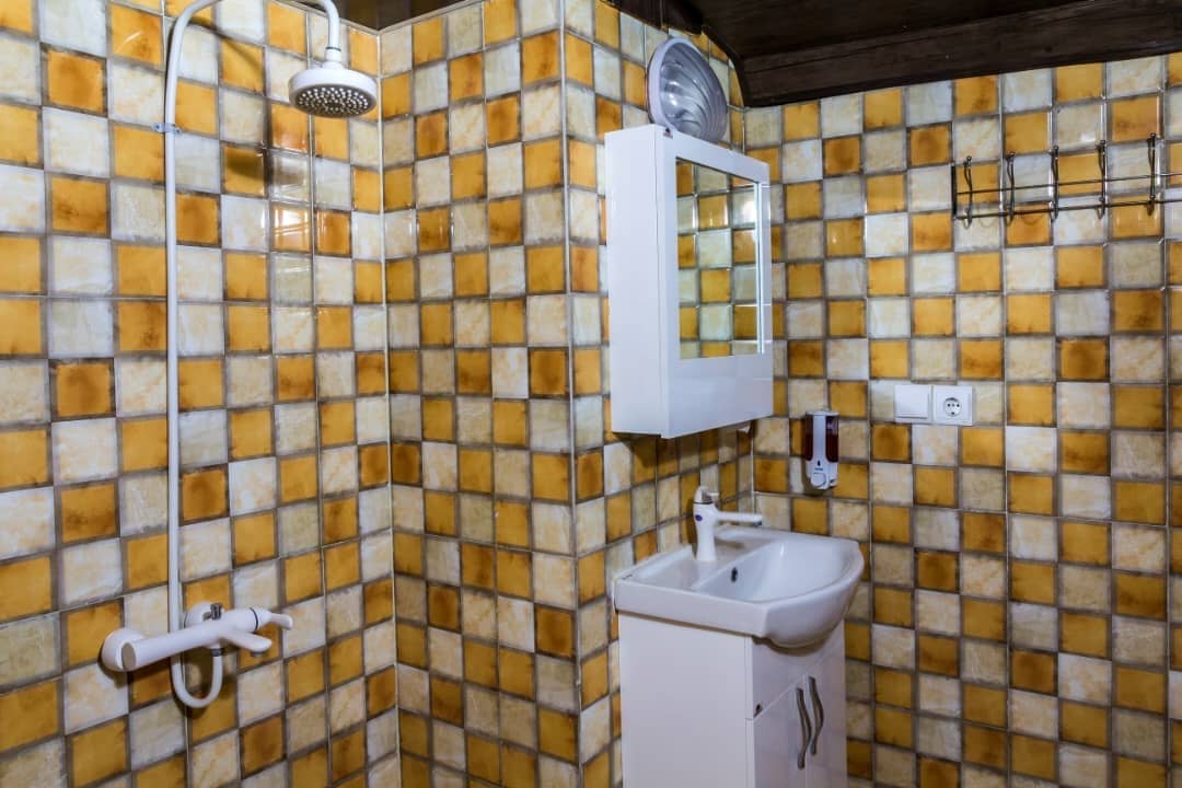 اجاره هتل سنتی قیمت مناسب  در شیراز-404