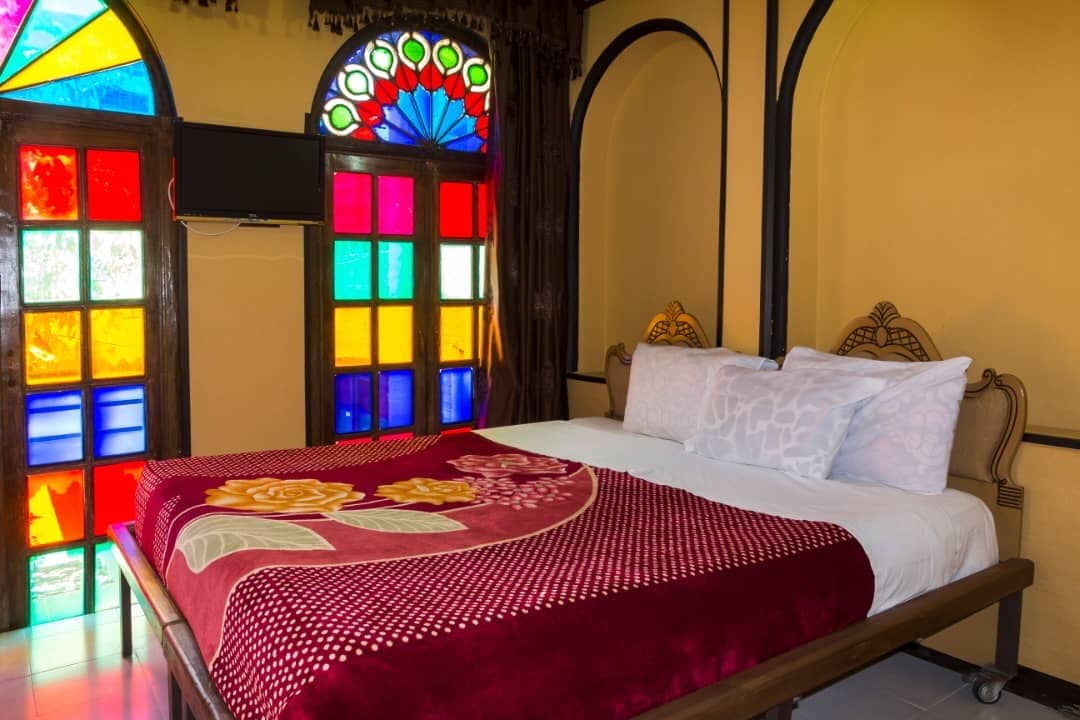 اجاره هتل سنتی در شیراز-116