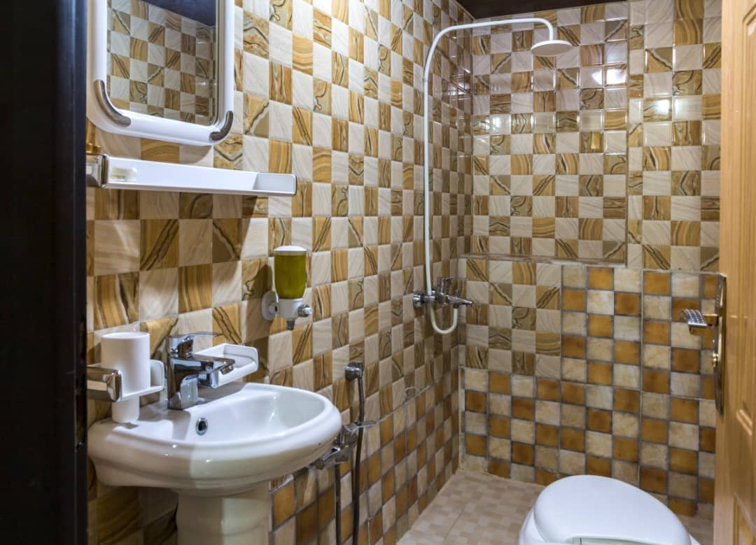 اجاره هتل آپارتمان سنتی شیک  در شیراز-117