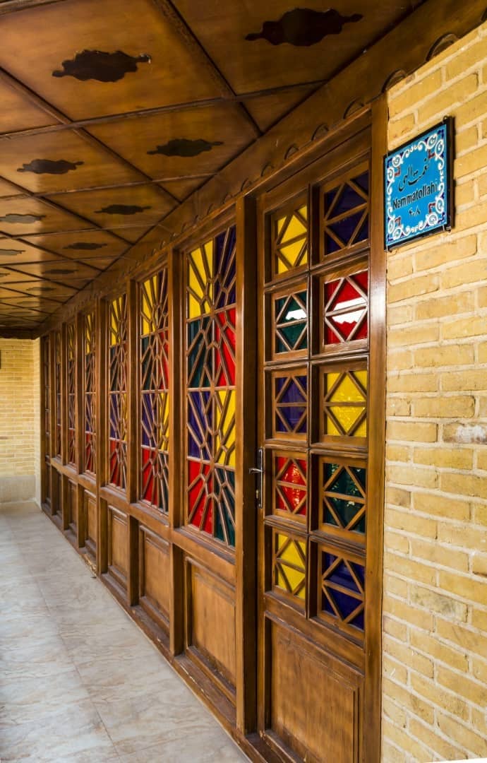 اجاره هتل سنتی ارزان در شیراز-408