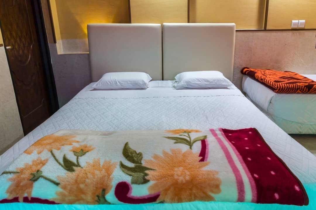 اجاره هتل ارزان در شیراز-401