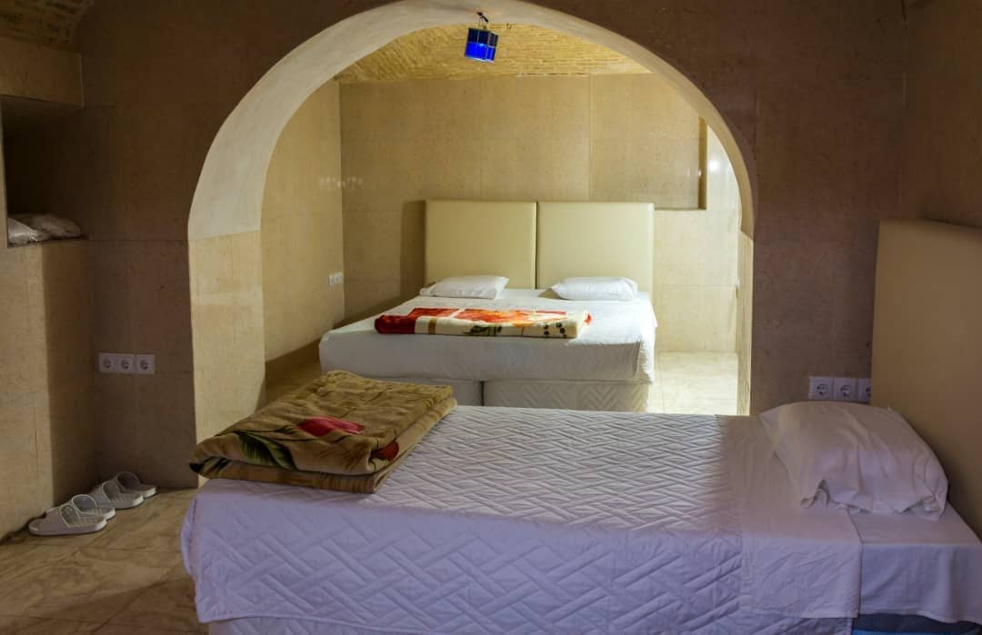 اجاره هتل آپارتمان ارزان در شیراز-406