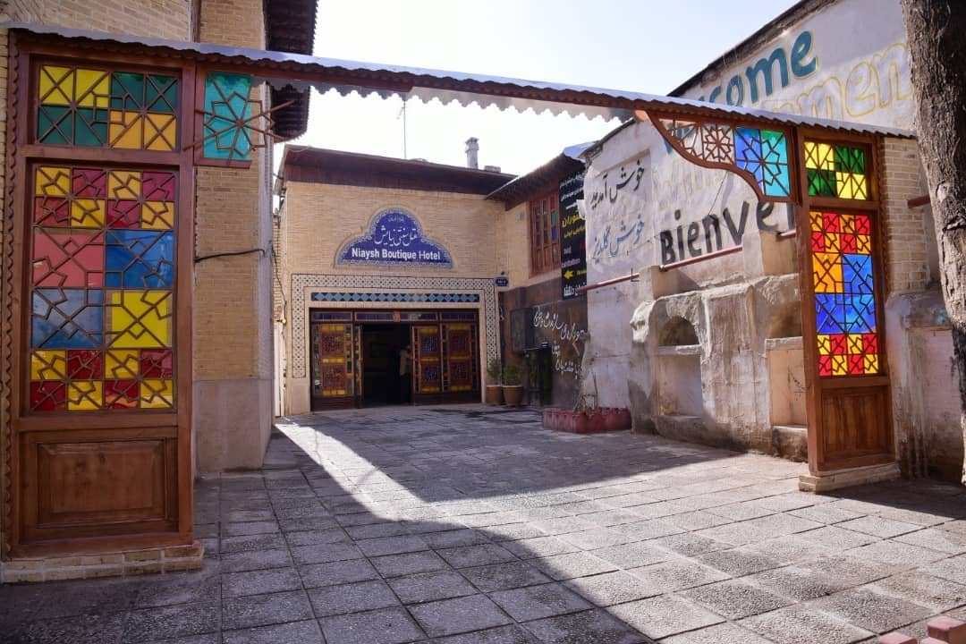 اجاره هتل سنتی در شیراز-3