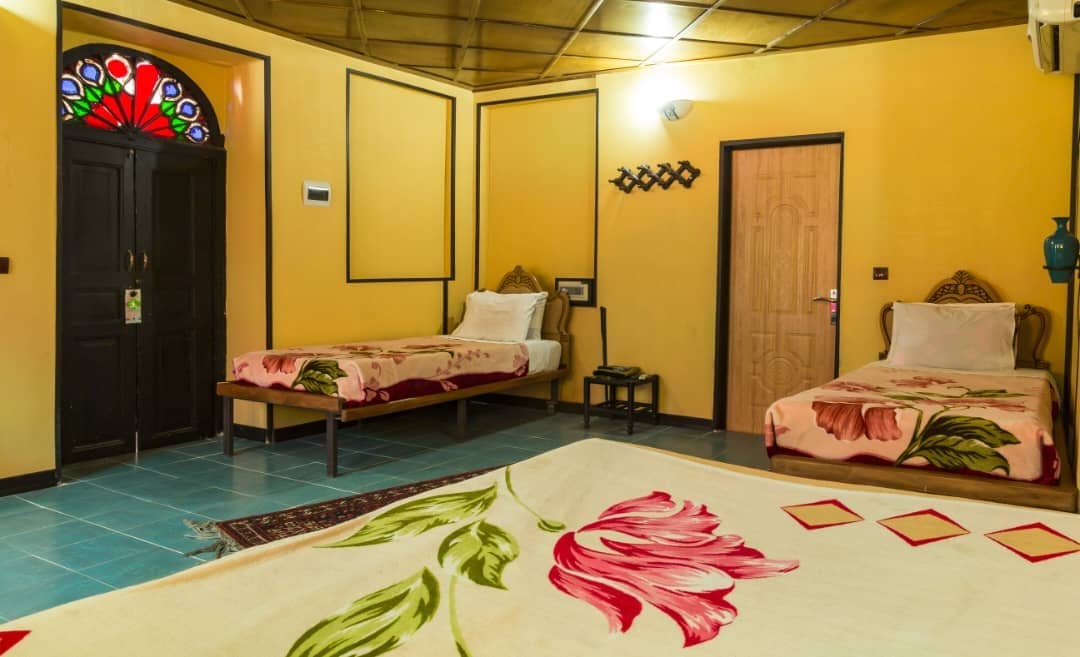 اجاره هتل سنتی در شیراز-110