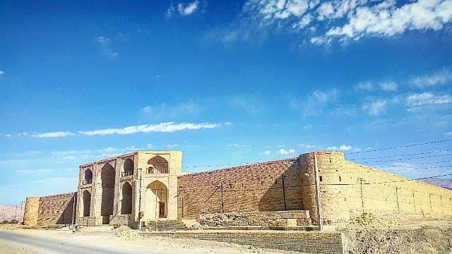 اجاره اقامتگاه بومگردی و خانه سنتی در ده نمک گرمسار - اتاق5