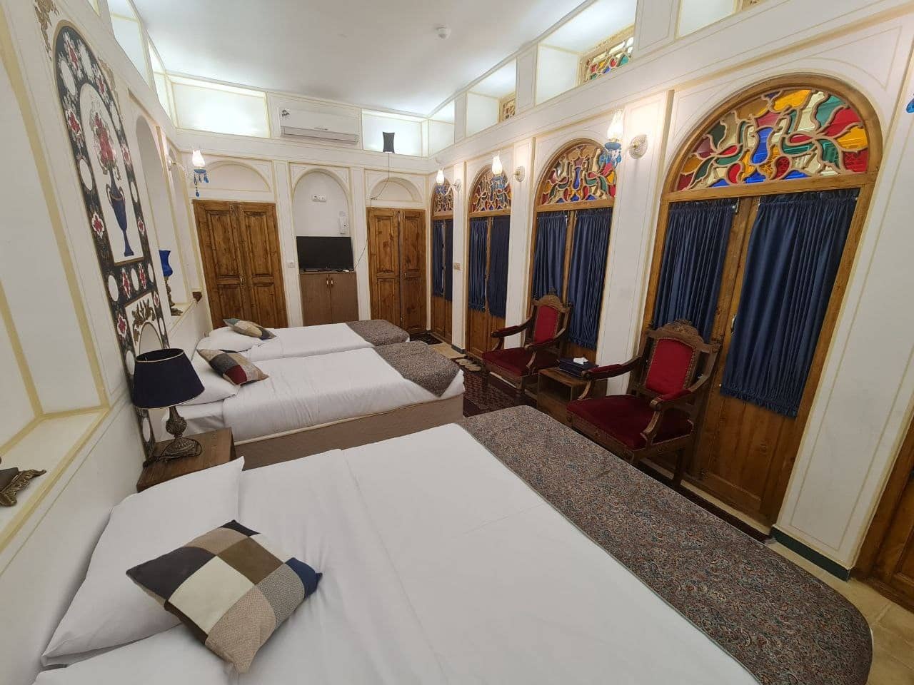 اجاره اتاق سنتی در نقش جهان اصفهان - صمصام