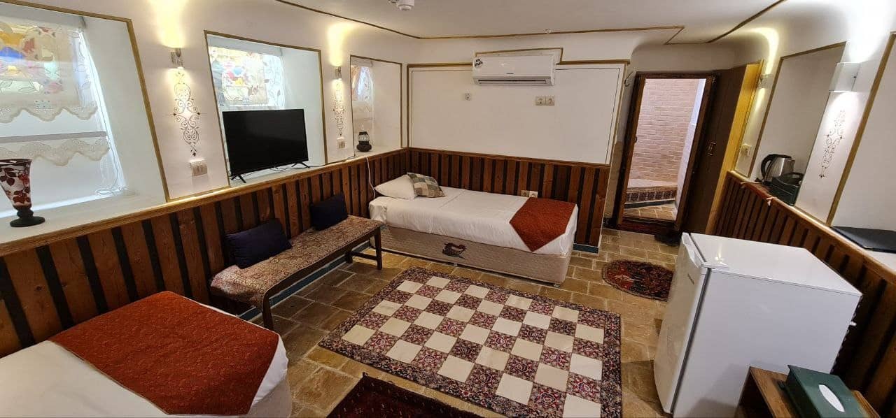 اجاره اتاق سنتی در نقش جهان اصفهان - فرشچیان