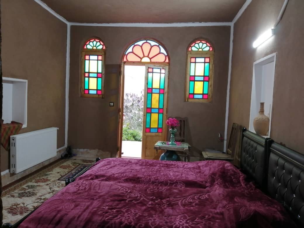 اجاره اقامتگاه بومگردی اردیبهشت در شاهدیه یزد