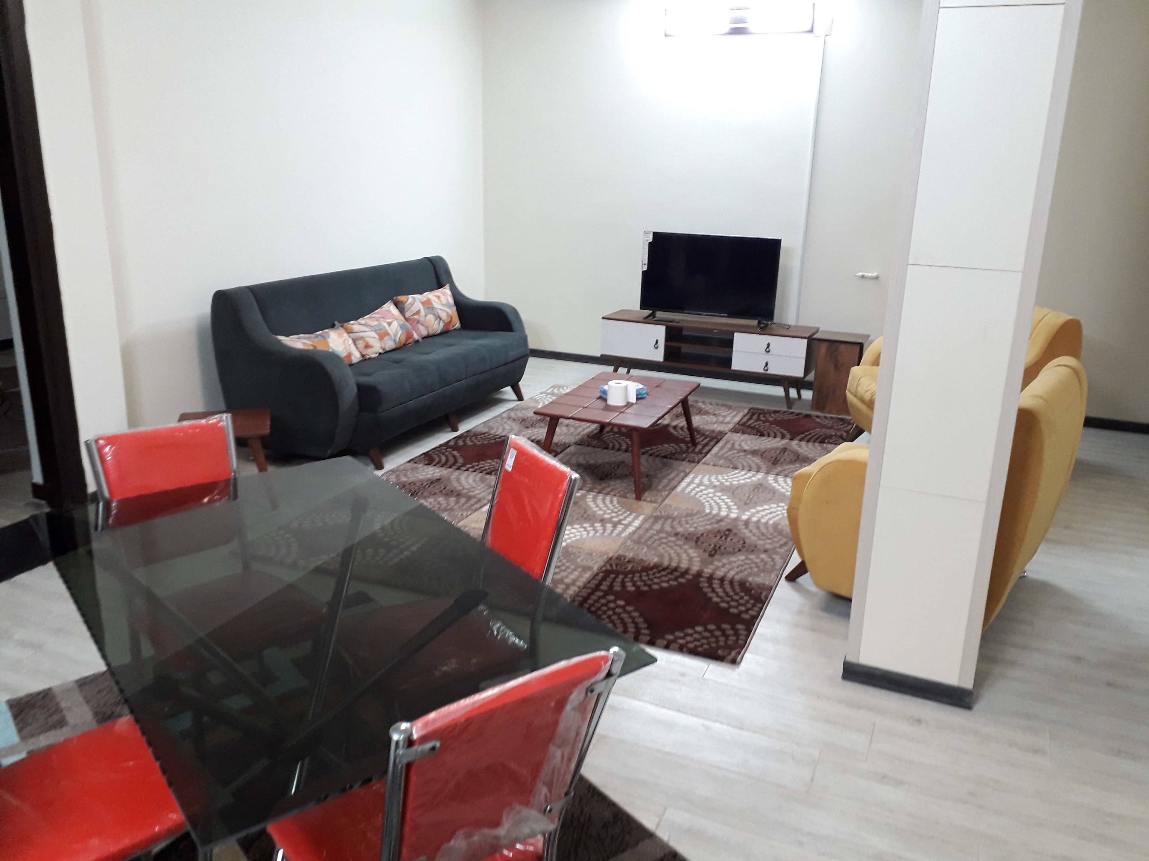 اجاره خانه مبله سه خواب در زند شیراز