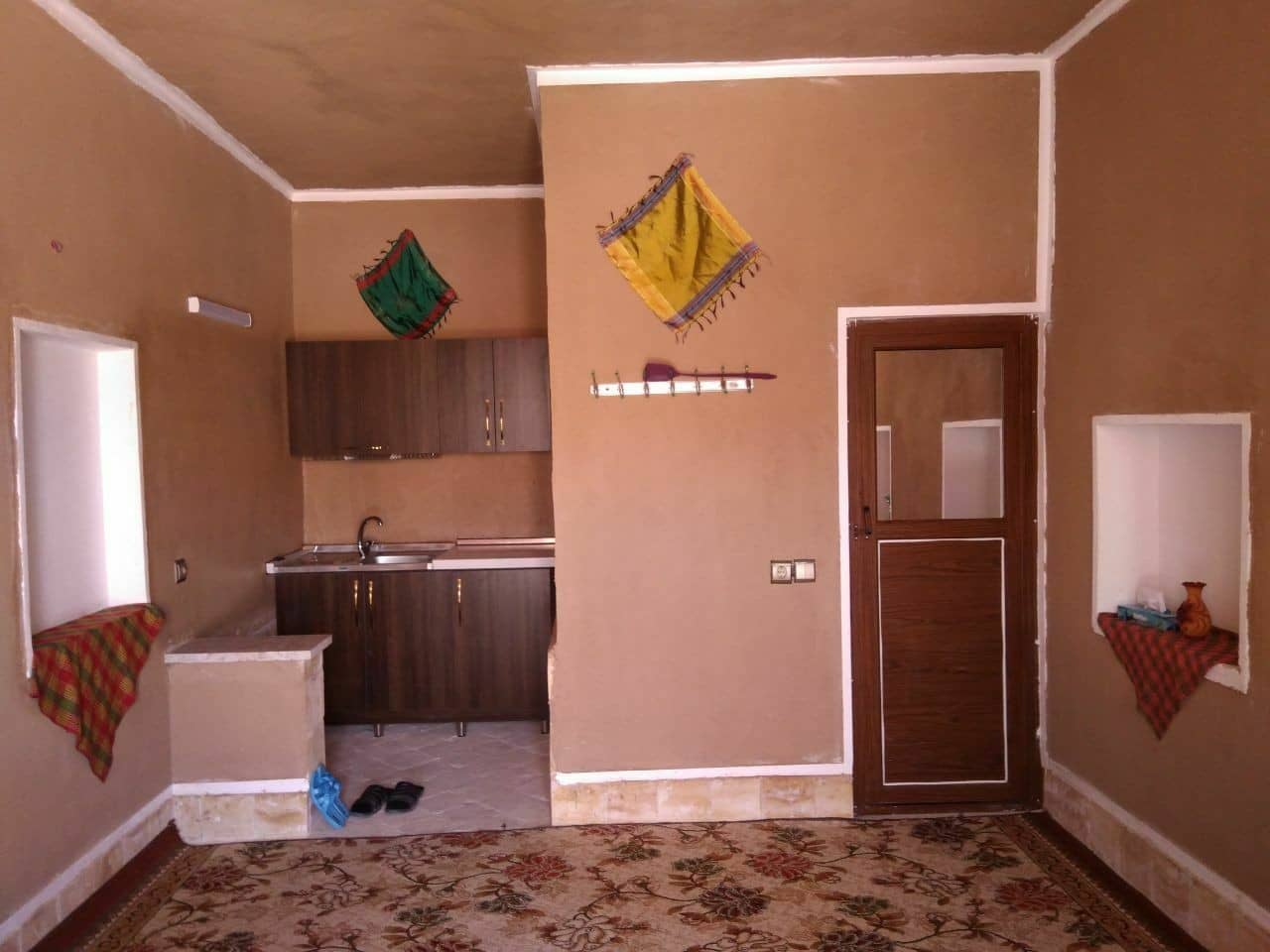 اجاره بومگردی سنتی سپندارمزد در شاهدیه یزد