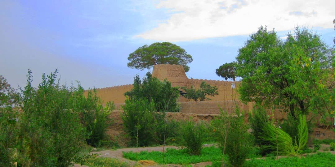 رزرو اتاق سنتی در حسین آباد نایین - یورت چو