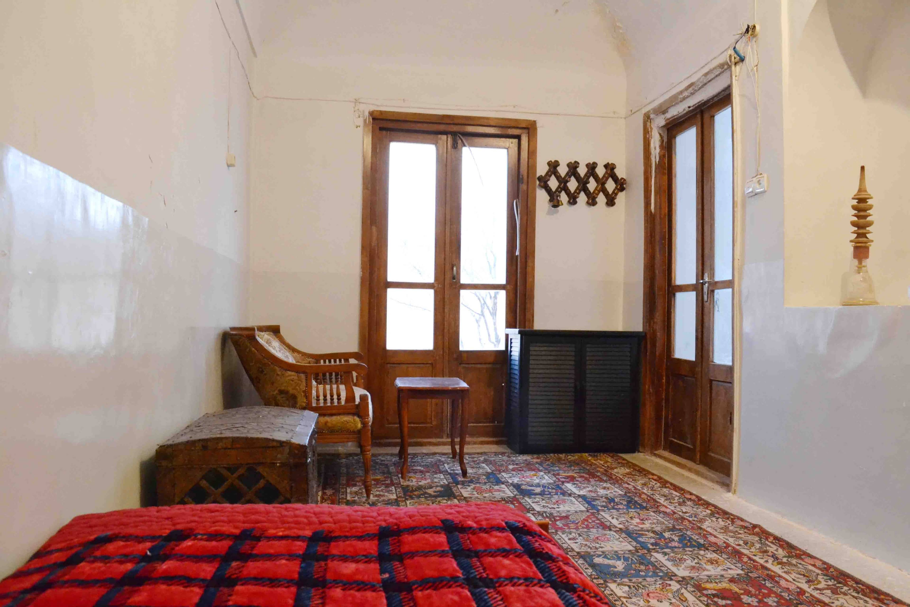 اجاره اتاق سنتی در حسین آباد نایین - کنجی