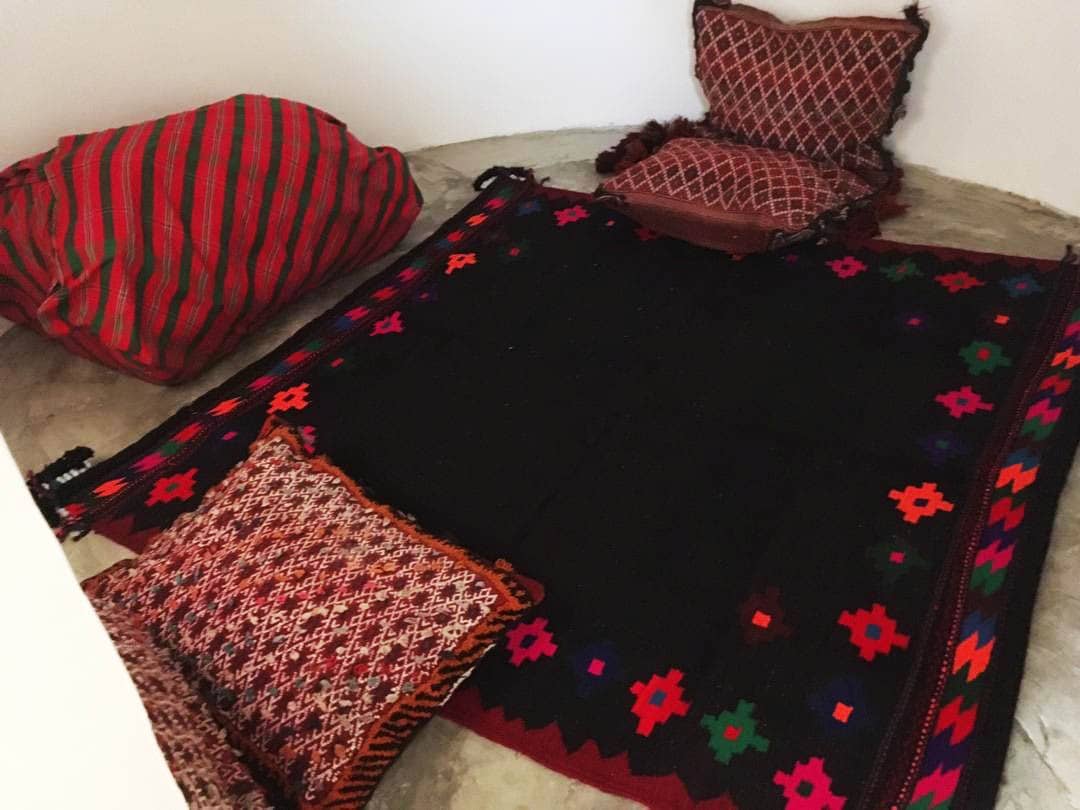 اجاره اتاق بومگردی در حسین آباد نایین - برج