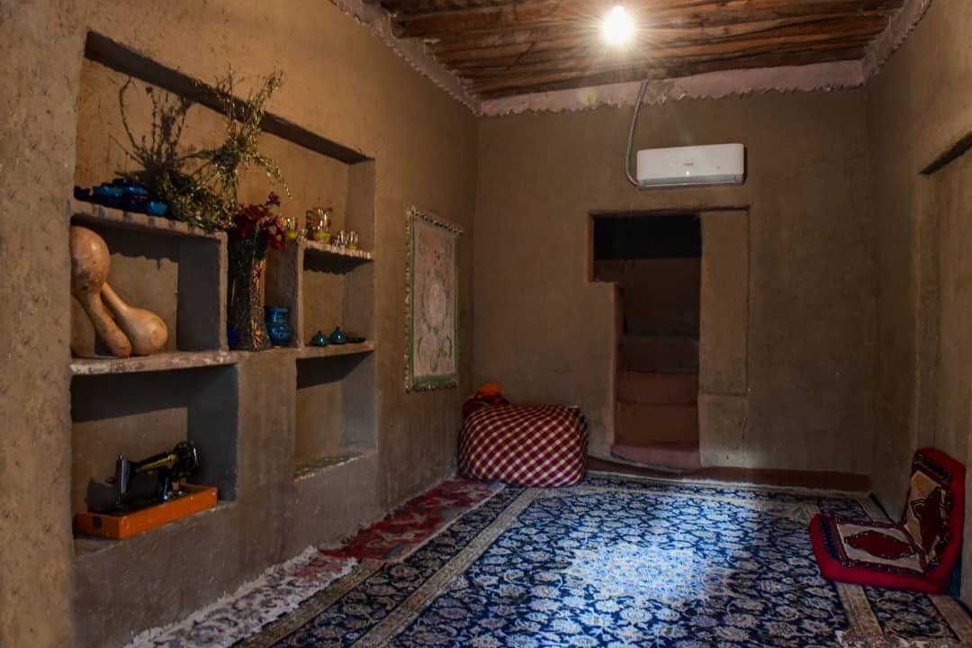 اجاره سوئیت سنتی در دهمورد بختگان-اتاق یک