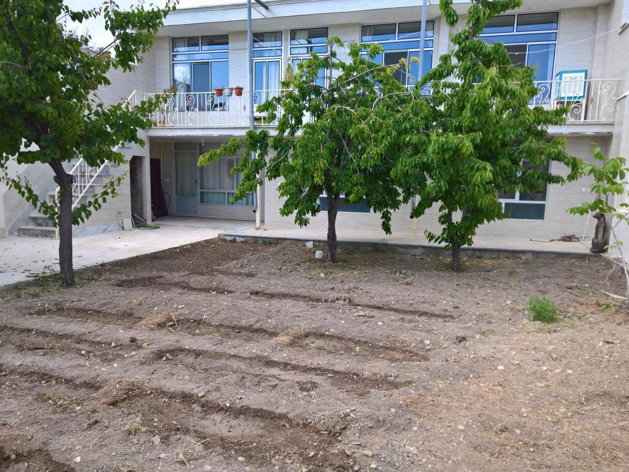 اجاره منزل ویلایی مبله در مولوی سمیرم