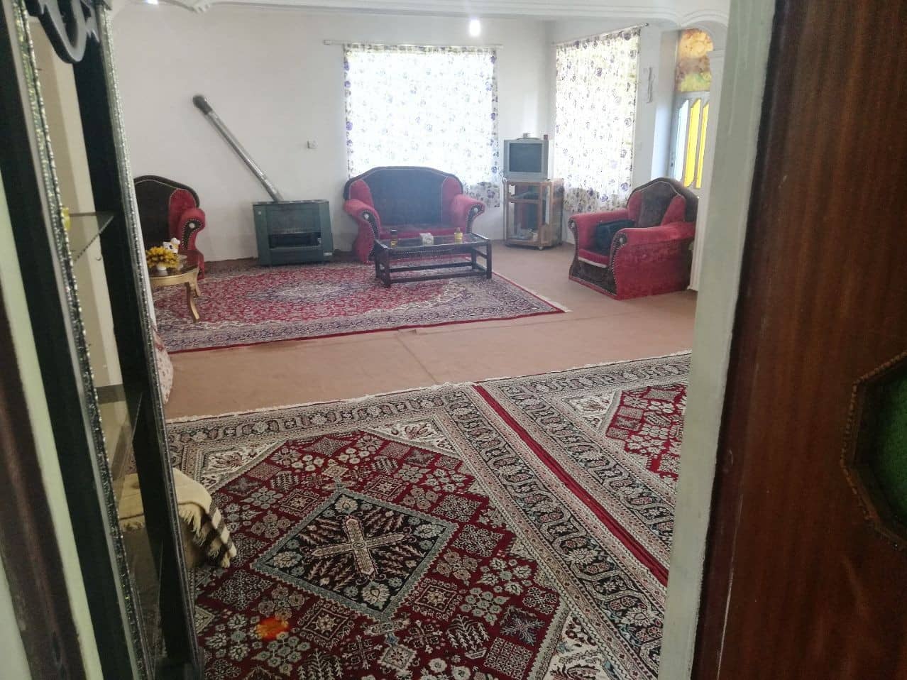 اجاره باغ اجاره ای تمیز درخلخال