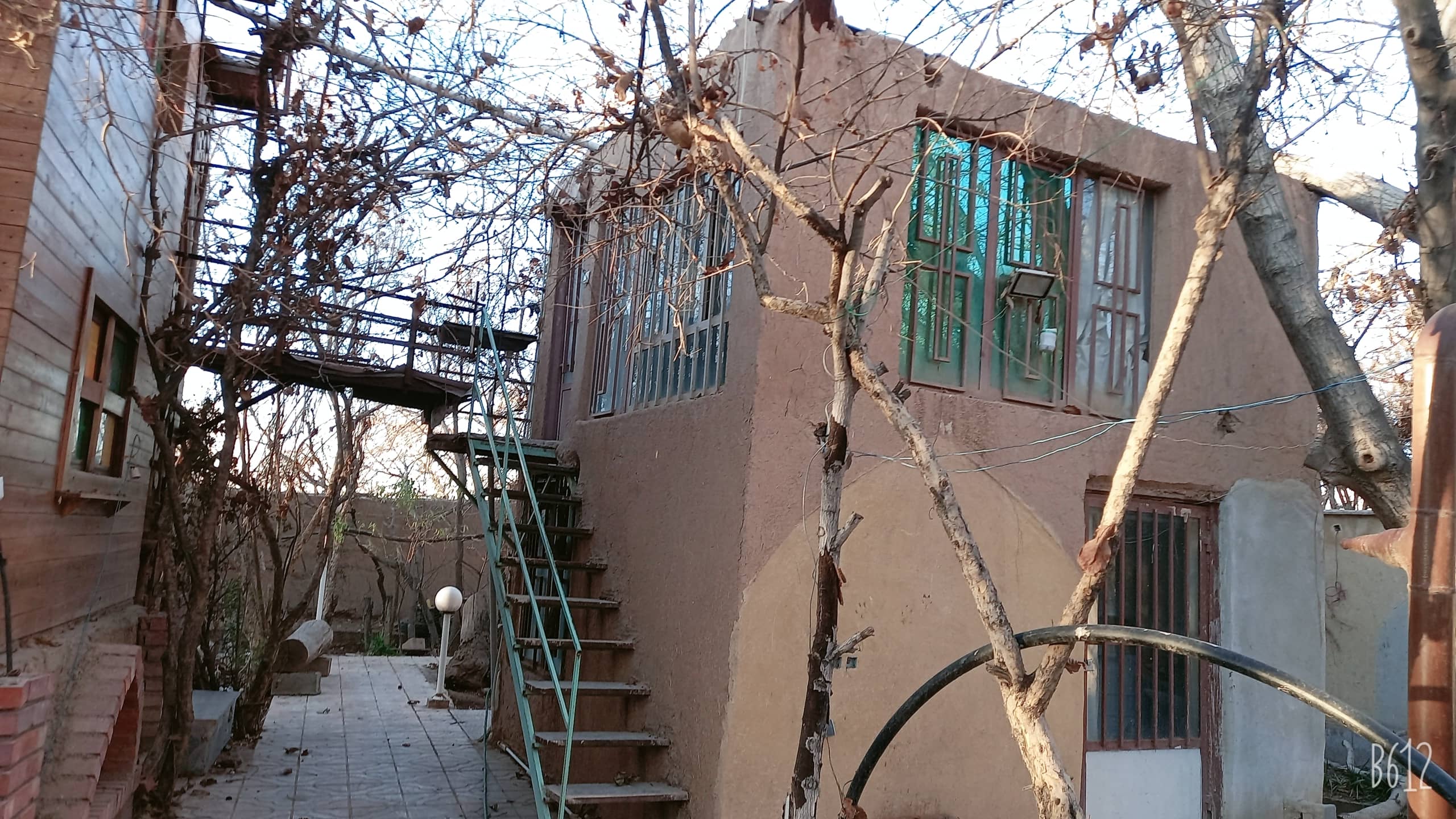 اجاره باغ و ویلا در ماهان کرمان 