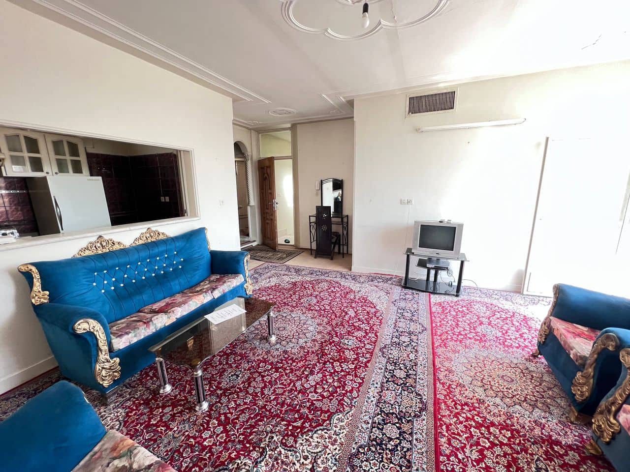 منزل مبله در خیابان کاشانی اصفهان - طبقه دوم