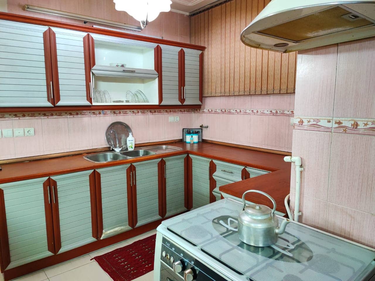 اجاره آپارتمان در لاهور اصفهان - لوکس سه خوابه