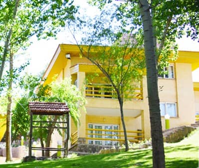 اجاره ویلایی تک خواب دهکده چادگان 