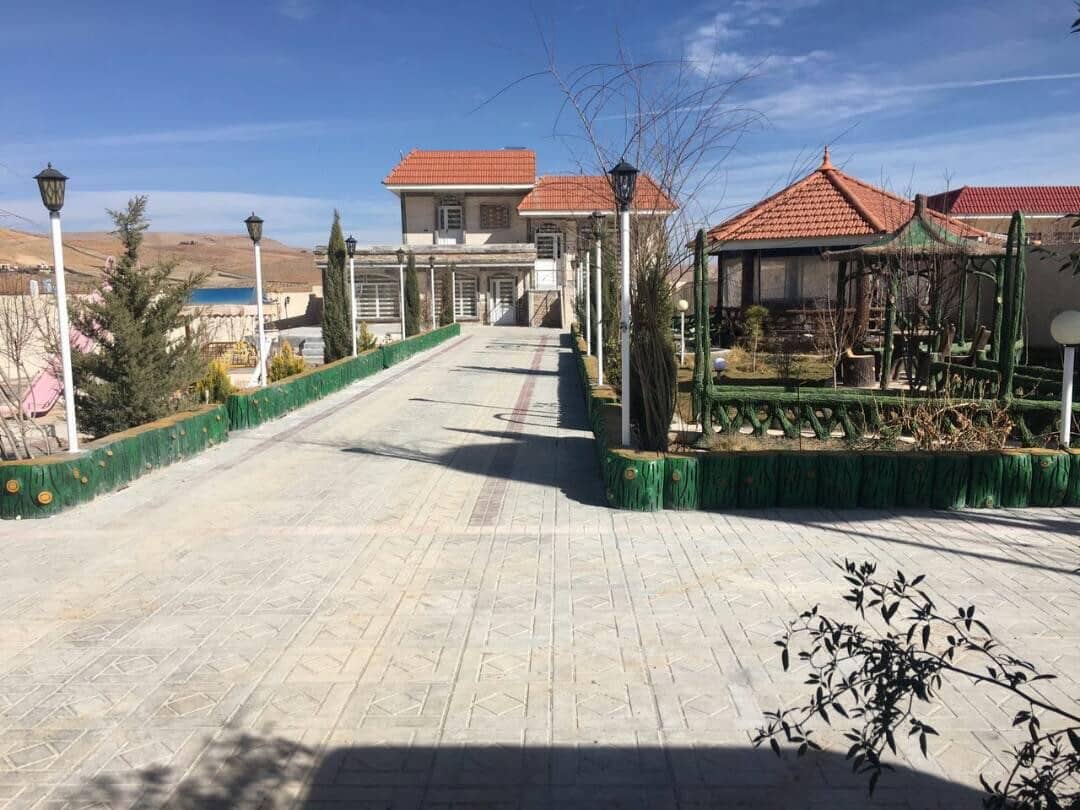 اجاره باغ استخردار سرپوشیده در قلات 