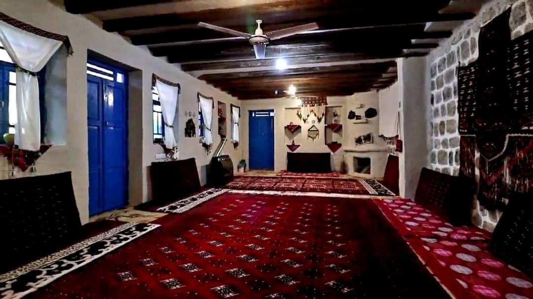 اجاره خانه تاریخی در آزاد شهر - دورهمی 2