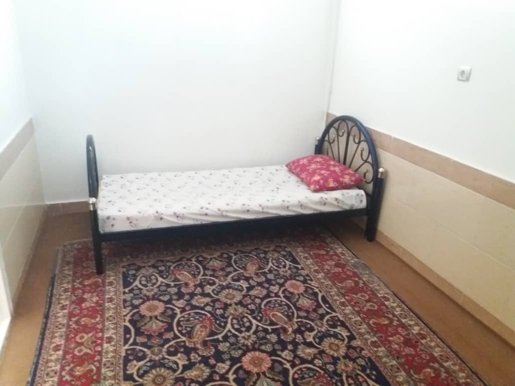 اجاره منزل مبله تمیز در میدان دانشگاه اردبیل 