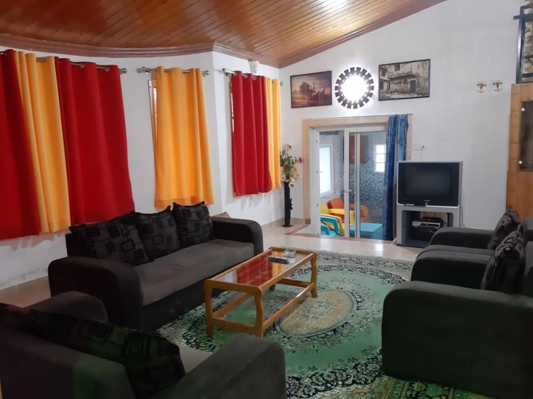 اجاره ویلا استخر سرپوشیده آبگرم در بهار نوشهر