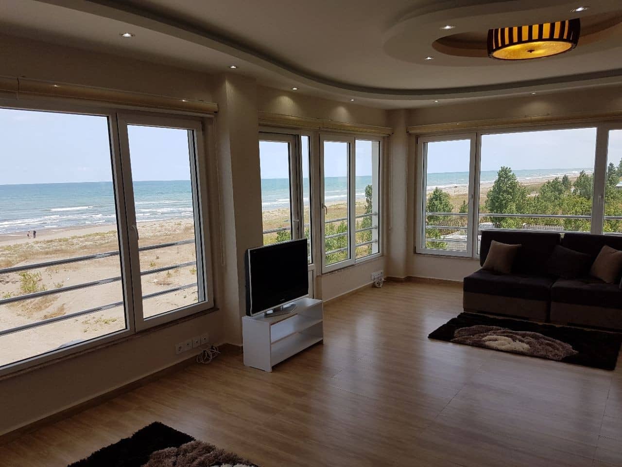 اجاره آپارتمان فول امکانات ساحلی در بندرانزلی 