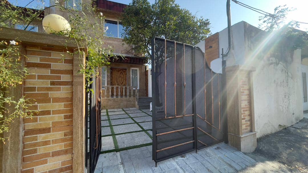 اجاره ویلا یک خوابه 100 متری  با استخر آبگرم ساحل آرام